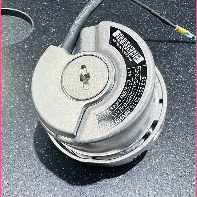 Энкодер 4,5-14V EnDat22 AEF1323 2048 5MS16-C9 HEIDENHAIN